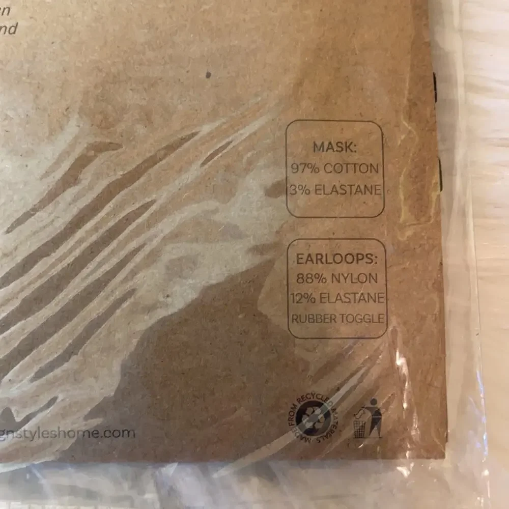 Rae Dunn Love. Smile. Reusable Face Masks Set NWT